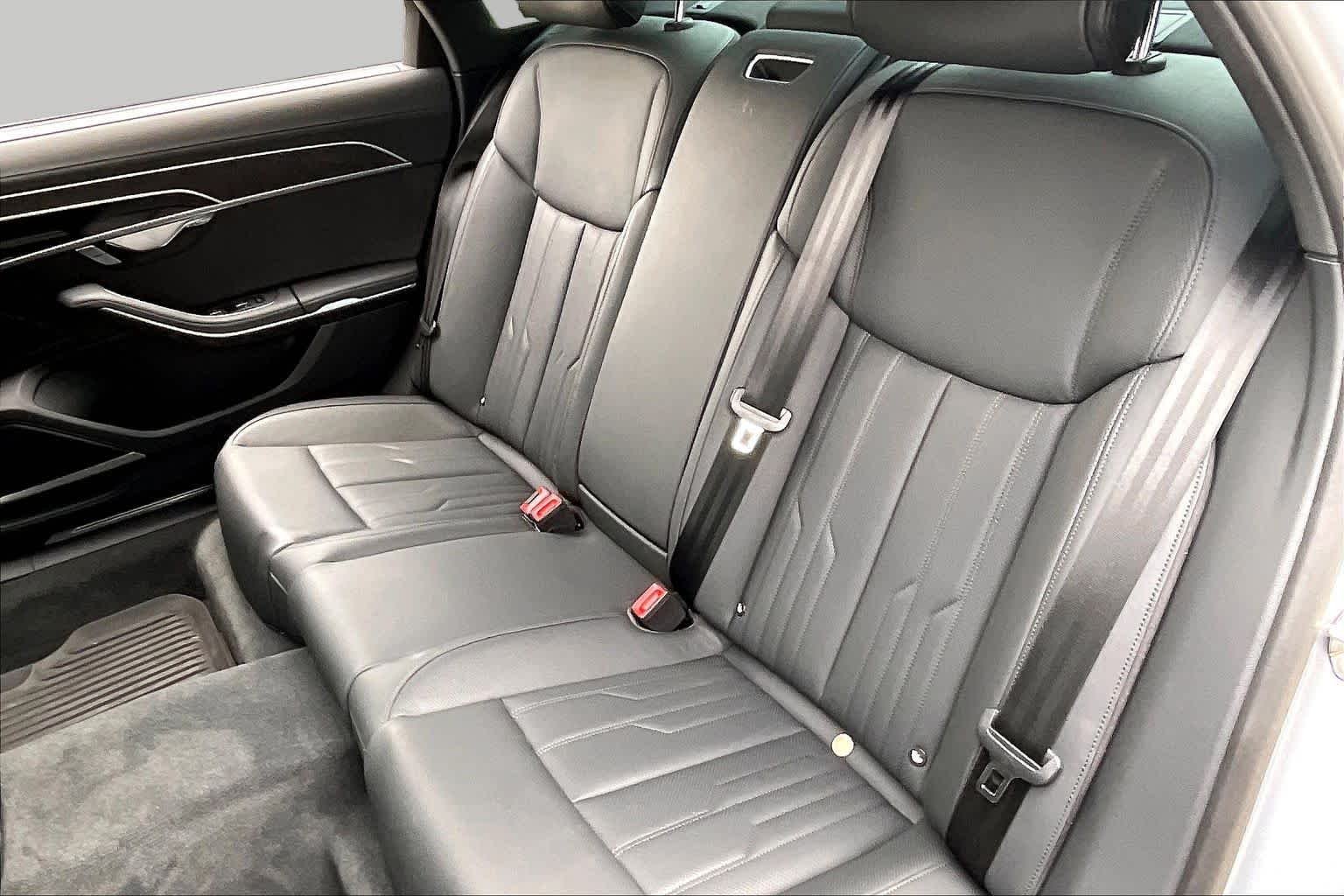 Used 2025 Florett Silver Metallic Audi  image 21
