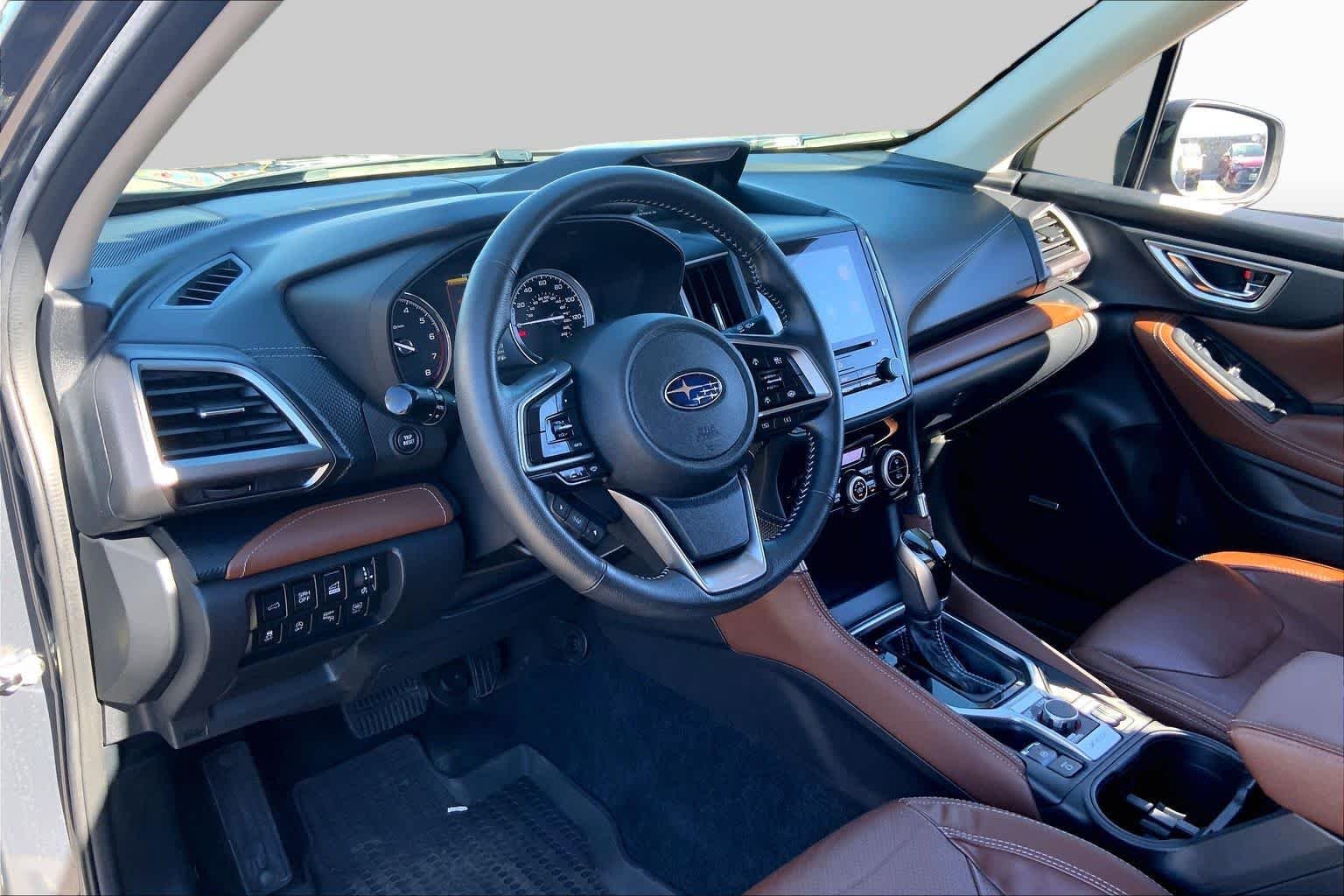 Used 2020 Magnetite Gray Metallic Subaru Touring image 15