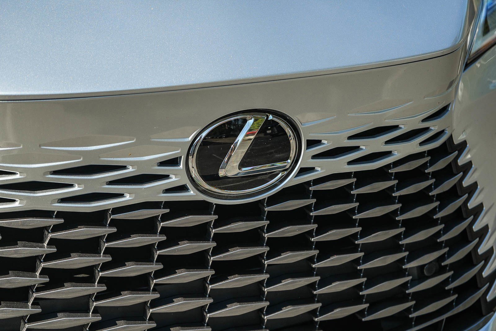 Certified Used 2023 Iridium Lexus 350 Luxury image 9