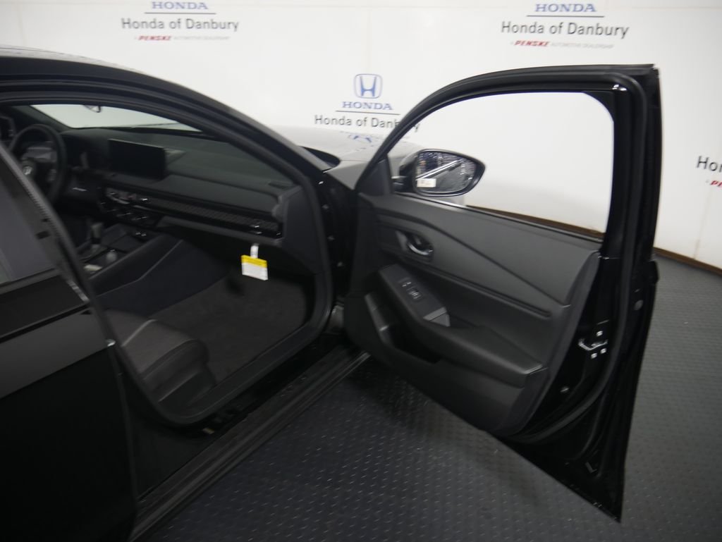 New 2026 Crystal Black Pearl Honda Sport Hybrid image 7
