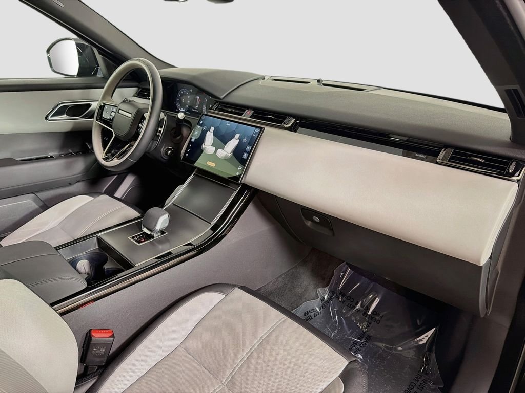 Used 2026 White Land Rover S image 31