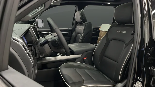 New 2026 Diamond Black Crystal Pearl-Coat Exterior Paint RAM Laramie image 9