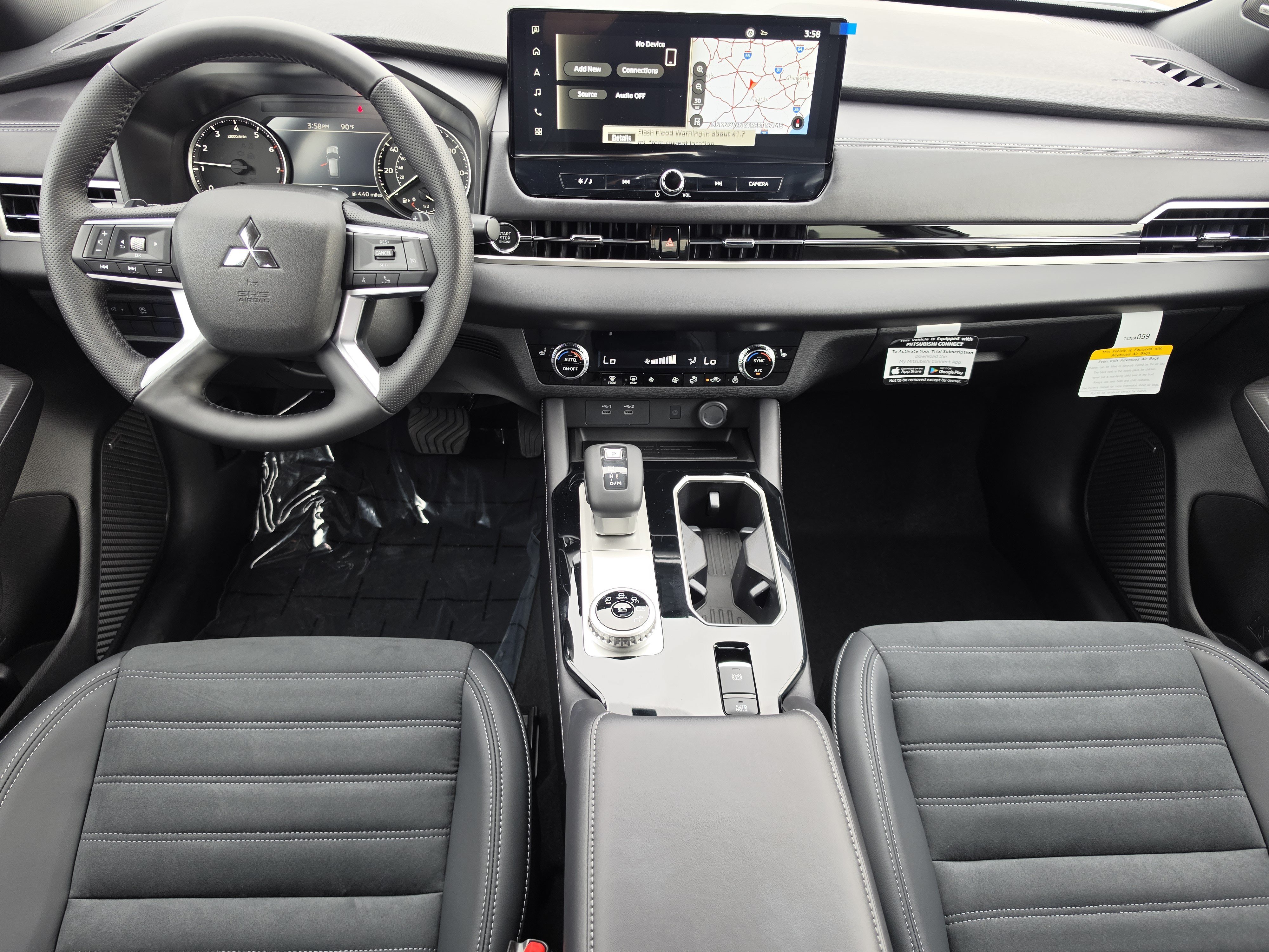 New 2026 White Diamond Mitsubishi LE 1.5T 2WD image 7