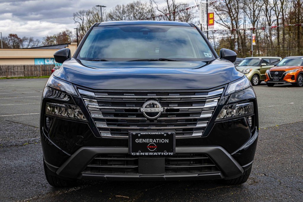 2024 Nissan Rogue S AWD photo 2