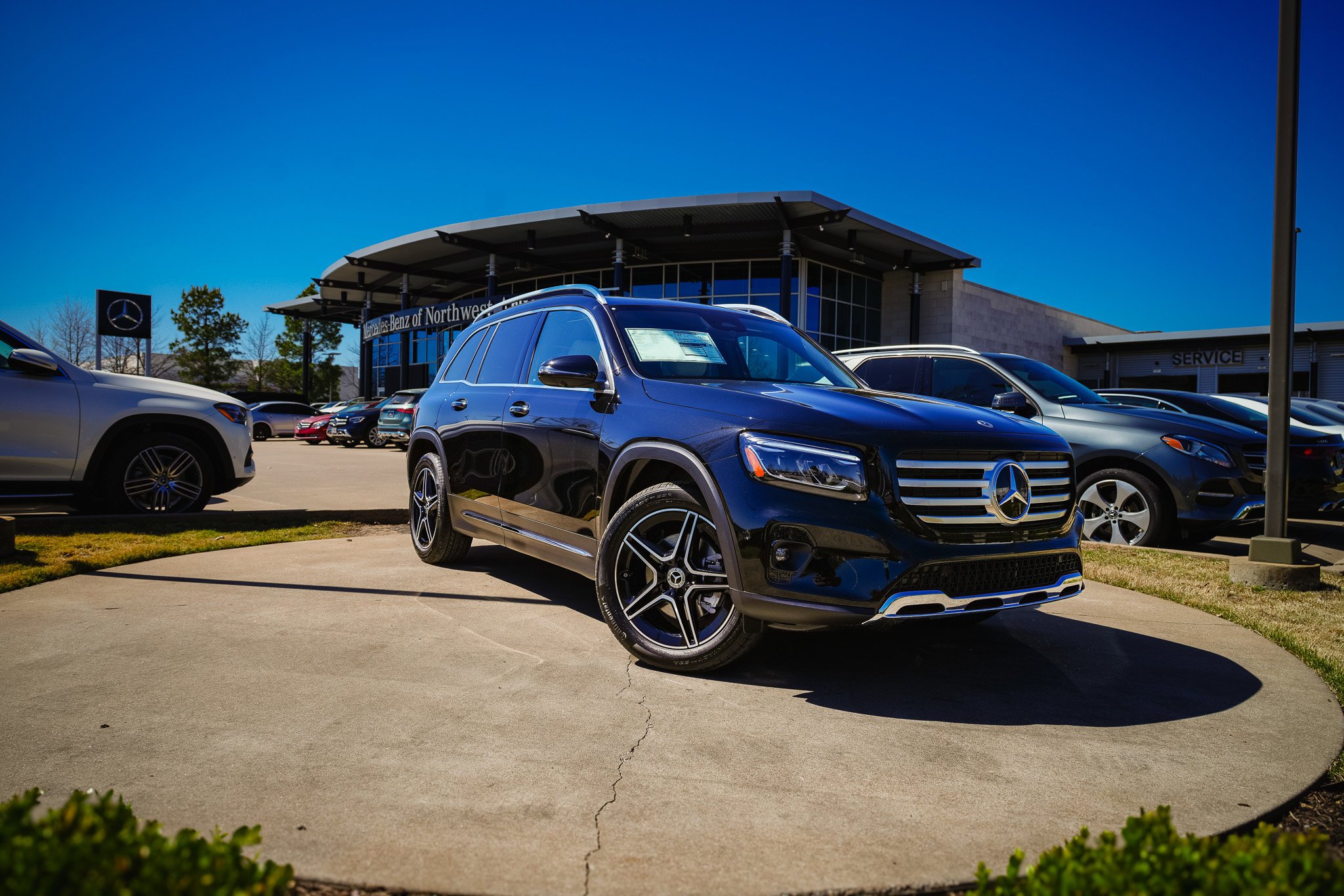 2026 Mercedes-Benz GLB GLB 250 4MATIC's photo