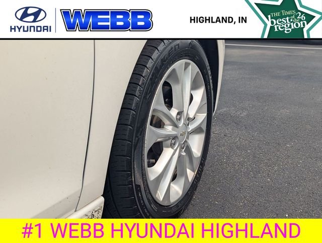 Used 2020 White Chevrolet 1LT image 26