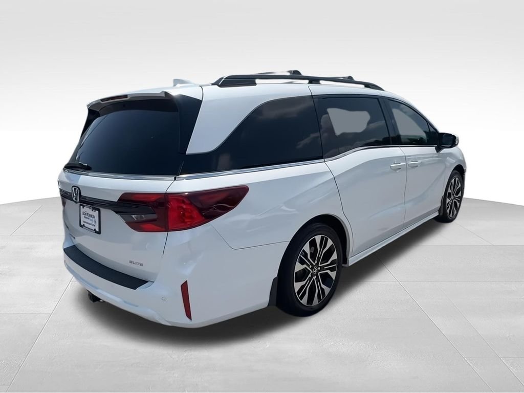 Used 2025 White Honda Elite image 8