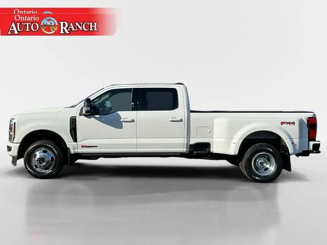 New 2026 Star White Metallic Tri-Coat Ford F-350® Platinum® image 21