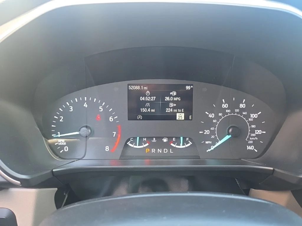 Used 2022 Red Ford SEL image 28