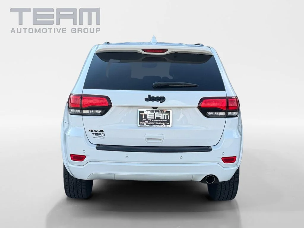 Used 2020 White Jeep Altitude image 6