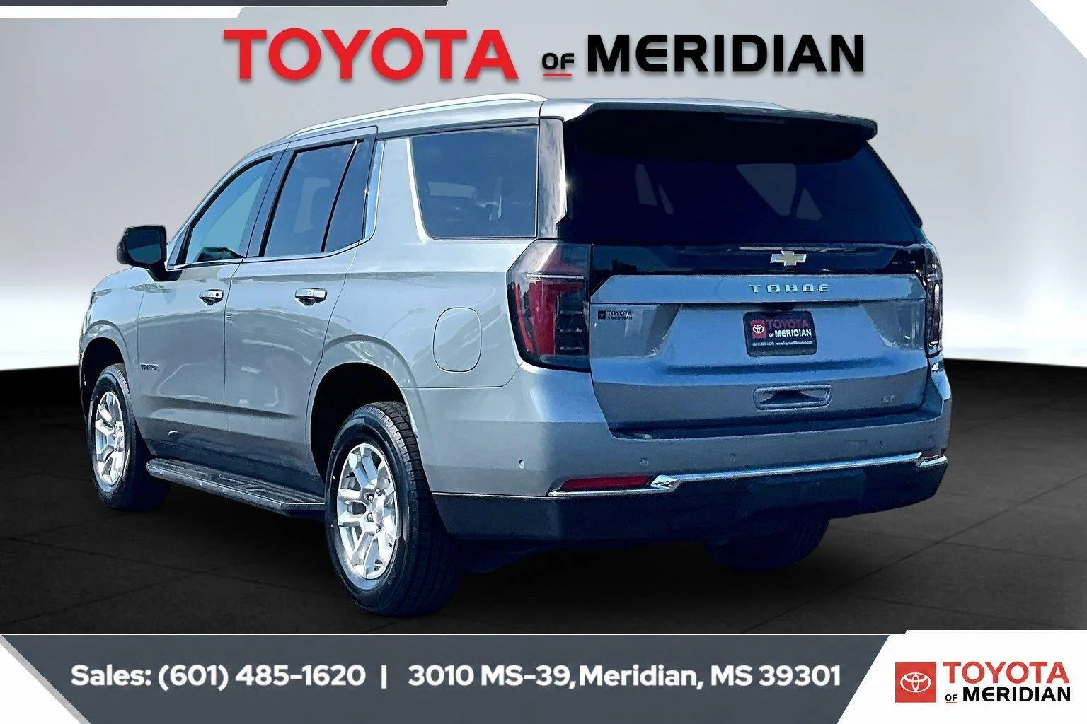 Used 2025 Sterling Gray Metallic Chevrolet LT image 2