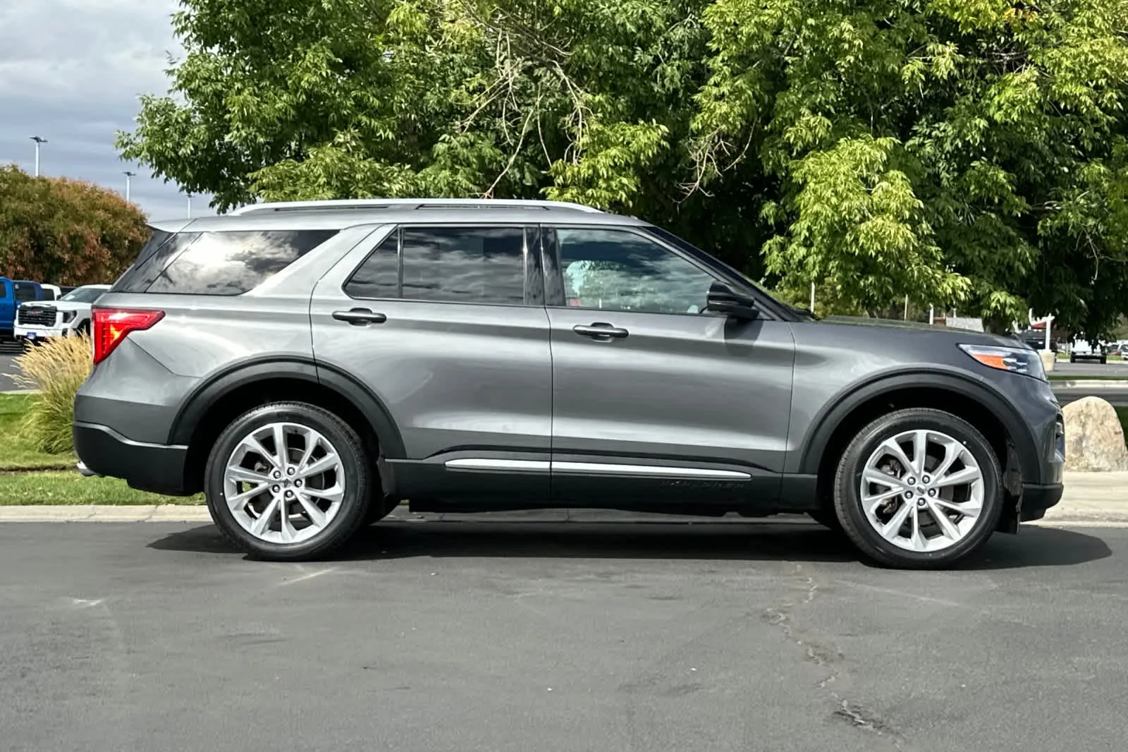 Certified Used 2023 Carbonized Gray Metallic Ford Platinum image 8