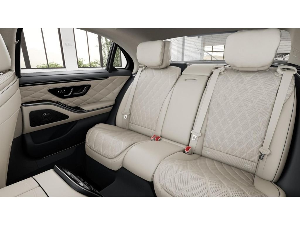 New 2027 Nautical Blue Metallic Mercedes-Benz S 580 image 5