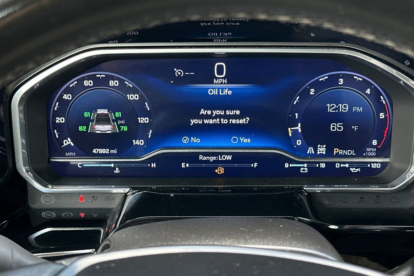 2024 Chevrolet Silverado 3500HD LT - Photo 33