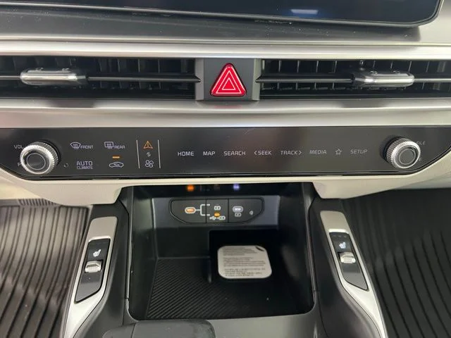 New 2026 White Kia EX image 20