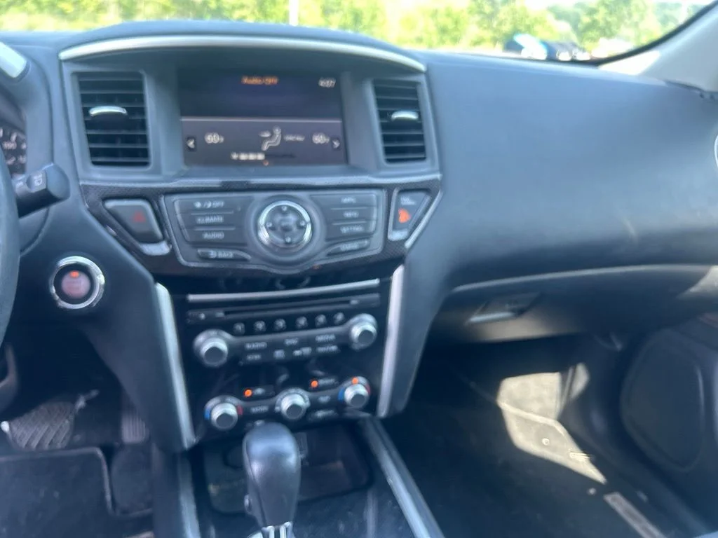 Used 2020 Black Nissan SV image 17