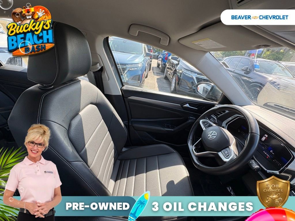 Used 2024  Volkswagen SE image 26