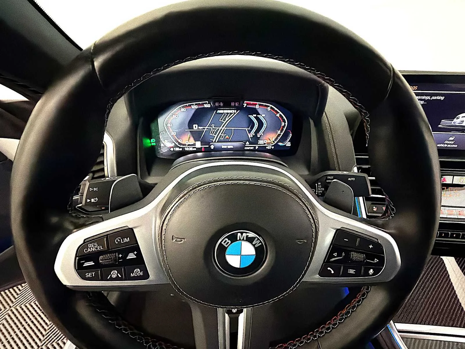 2024 BMW 8 Series M850i - Photo 15