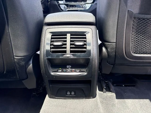 Used 2021 Black BMW sDrive30i image 23