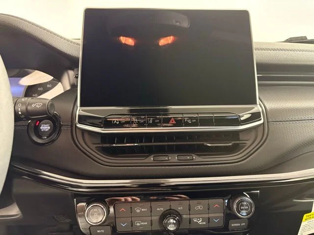 New 2026 White/off-white Jeep Limited image 29