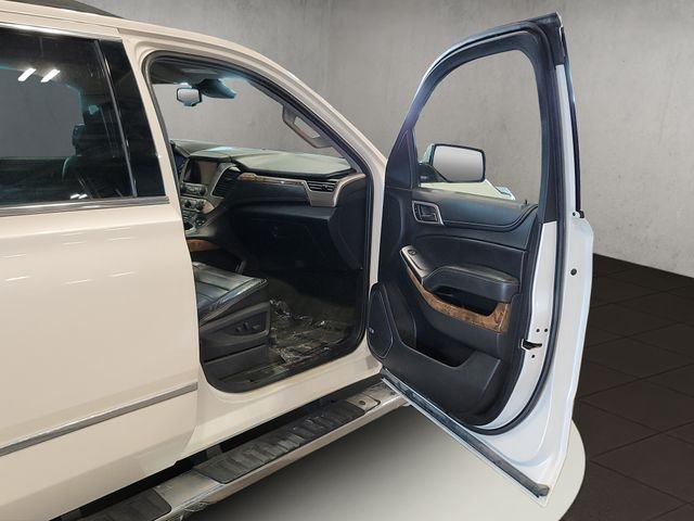 Used 2015 White Diamond Clearcoat GMC Denali image 39