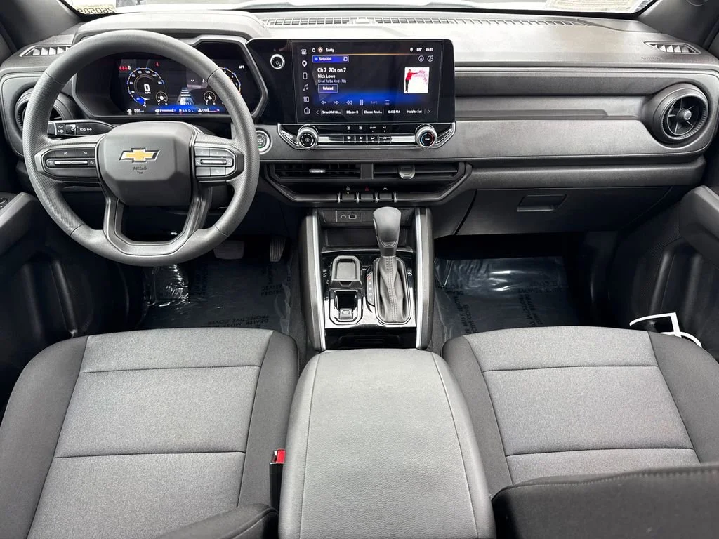 Used 2025 Summit White Chevrolet WT/LT image 18