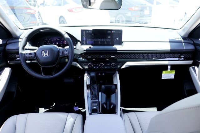 New 2026 Platinum White Pearl Honda EX-L image 15