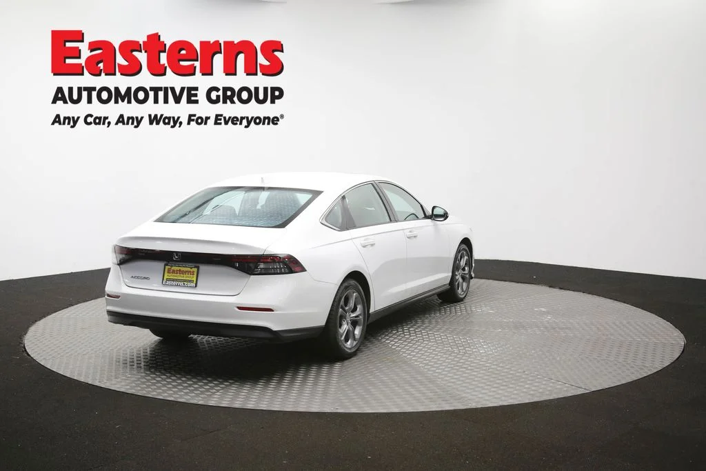 Used 2023 White Honda EX image 42