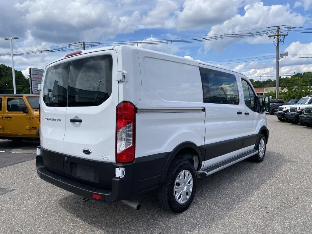 Used 2025 White Ford Base image 3