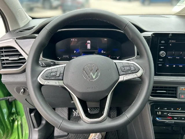 New 2026 Green Volkswagen 1.5T SE Black image 21