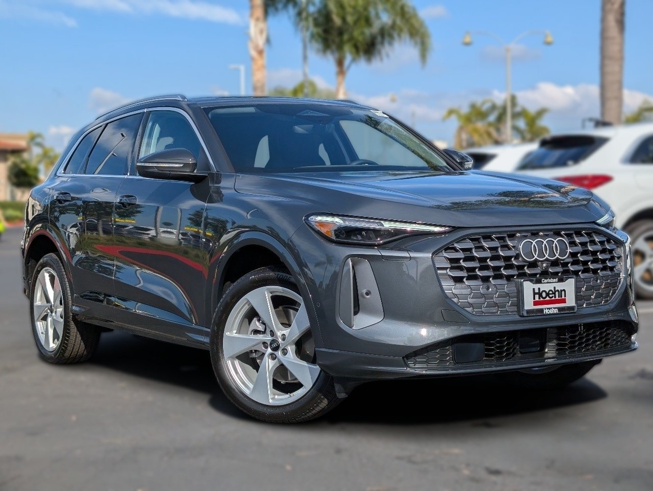 2025 Audi Q5 40 Premium Plus's photo