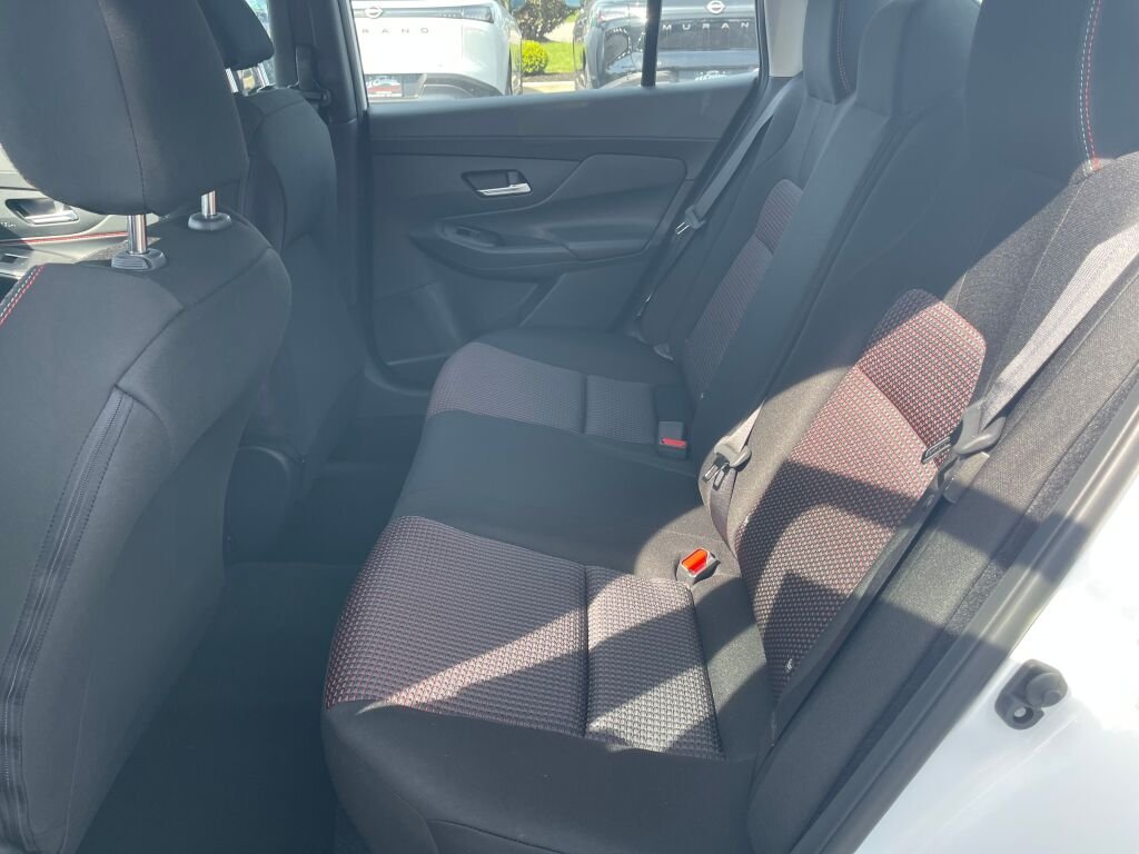 New 2027 Aspen White Tricoat Nissan SR image 18