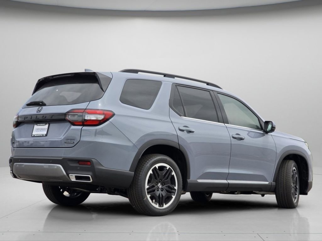 New 2026 Sonic Gray Pearl Honda Touring image 22
