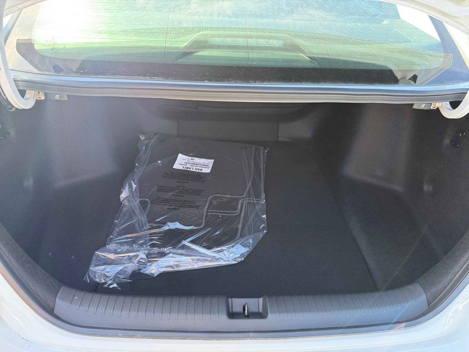 New 2026 Platinum White Pearl Honda Touring image 17
