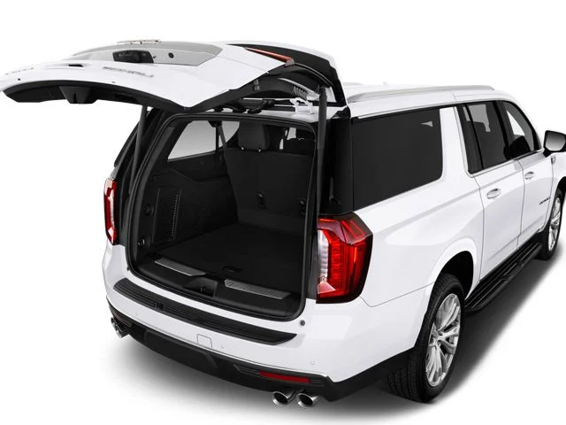 Used 2024 Sterling Metallic GMC Denali image 7