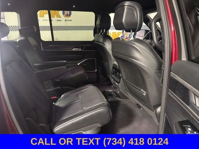 Used 2024 Velvet Jeep Series II image 29
