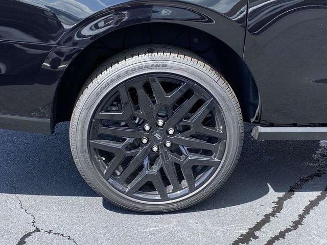 New 2026 Agate Black Metallic Ford Platinum image 3