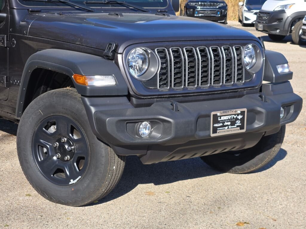 New 2026 Granite Crystal Metallic Clear-Coat Exterior Paint Jeep Sport image 3