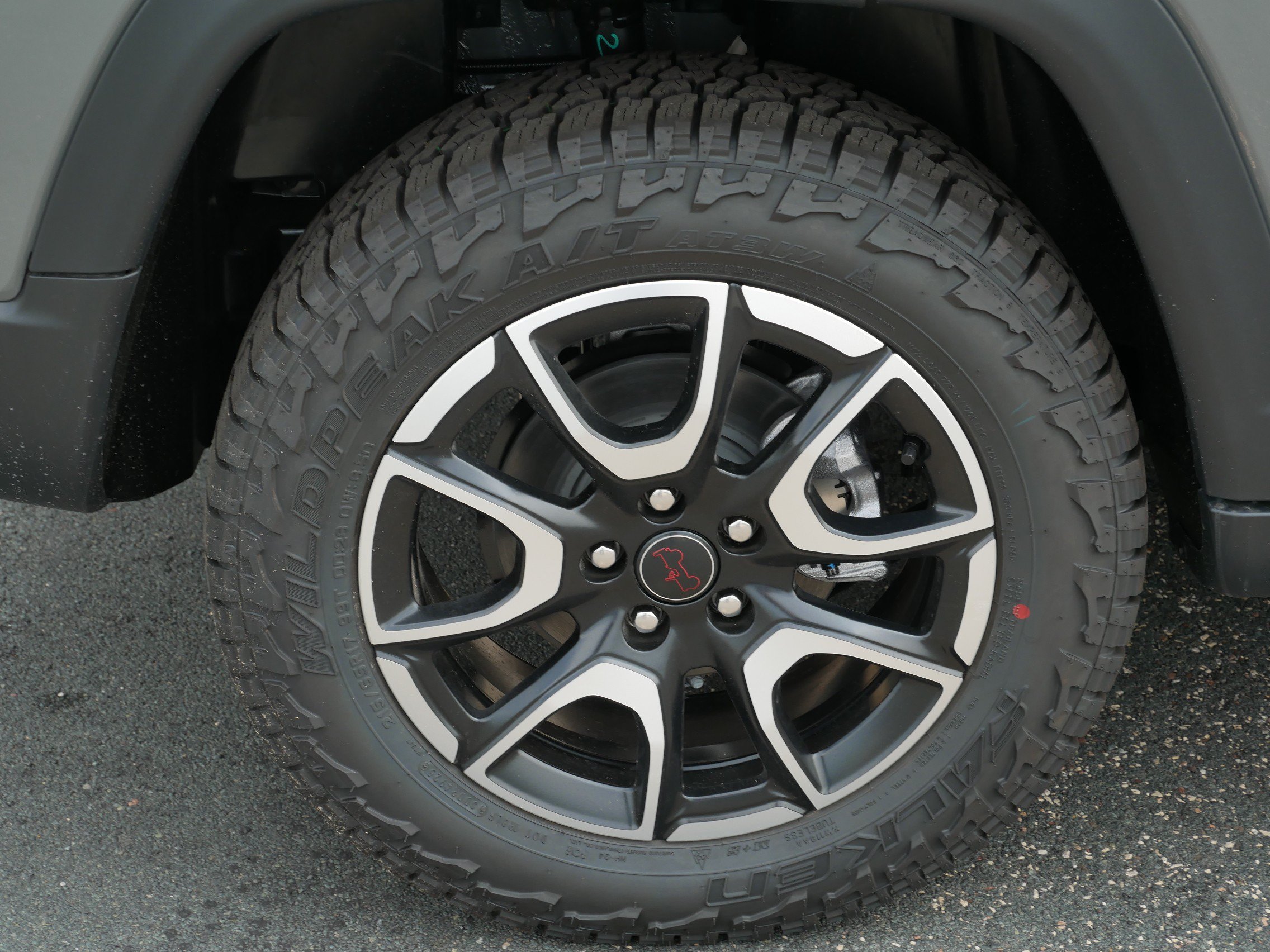 New 2026 Sting-Gray Clear-Coat Exterior Paint Jeep Trailhawk image 9
