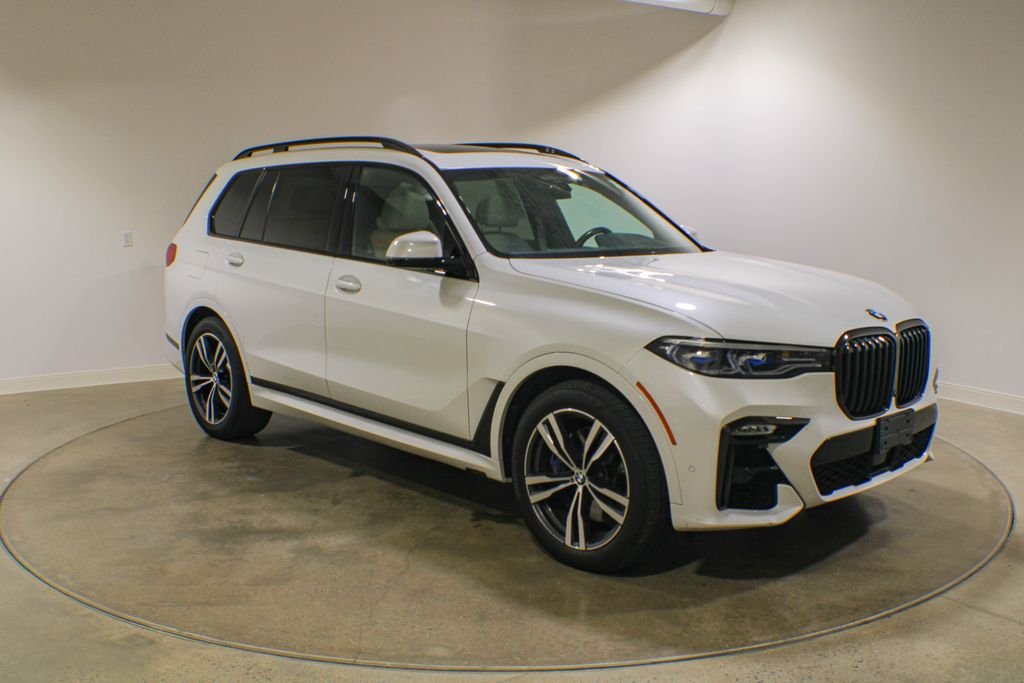 Used 2020 White Metallic BMW M50i image 8