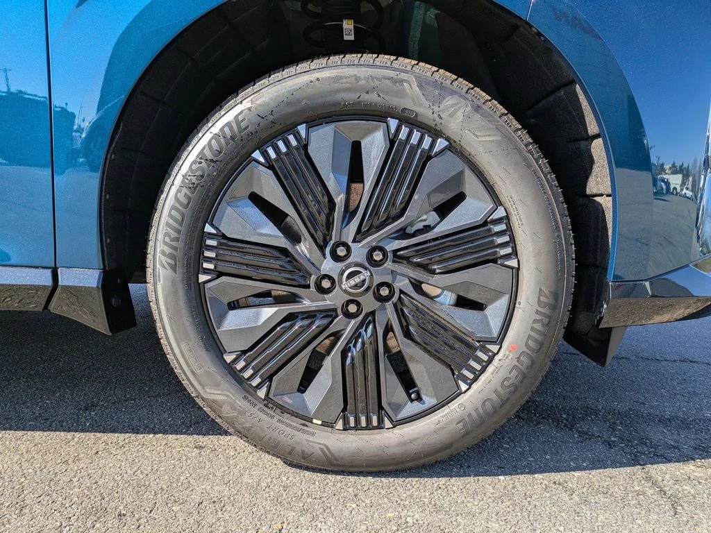 New 2026 Aurora Blue Pearl Metallic Nissan Platinum image 11