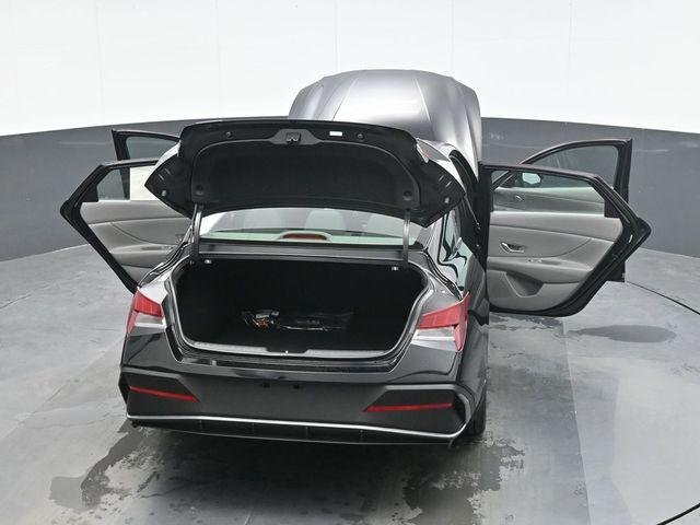 New 2026 Black Hyundai SEL Sport image 27