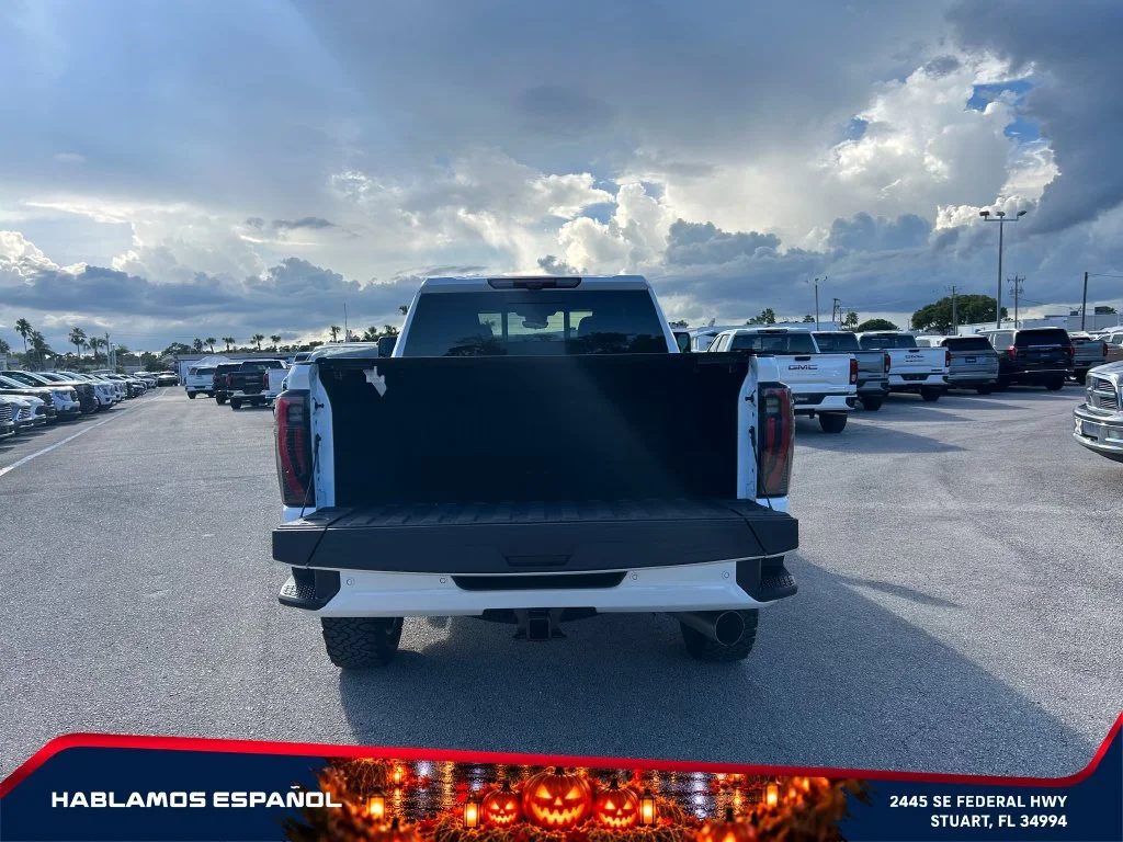 New 2026 Summit White GMC AT4 image 16