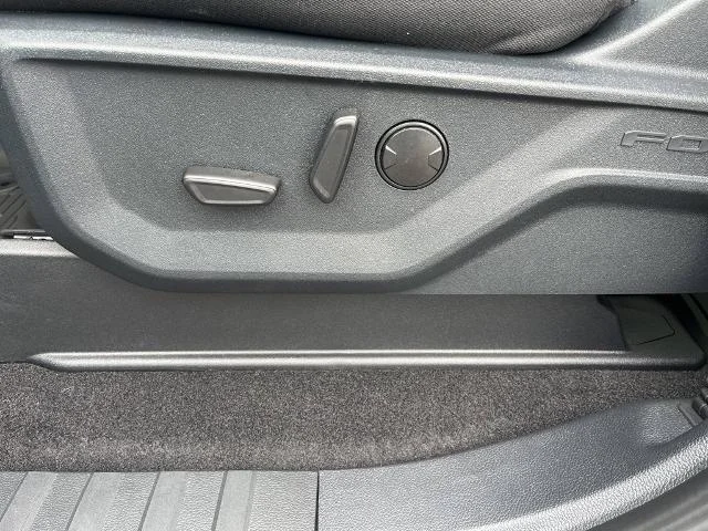New 2026 Agate Black Metallic Ford XLT image 14