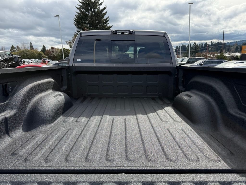 New 2026 Granite Crystal Metallic Clearcoat RAM Big Horn image 12
