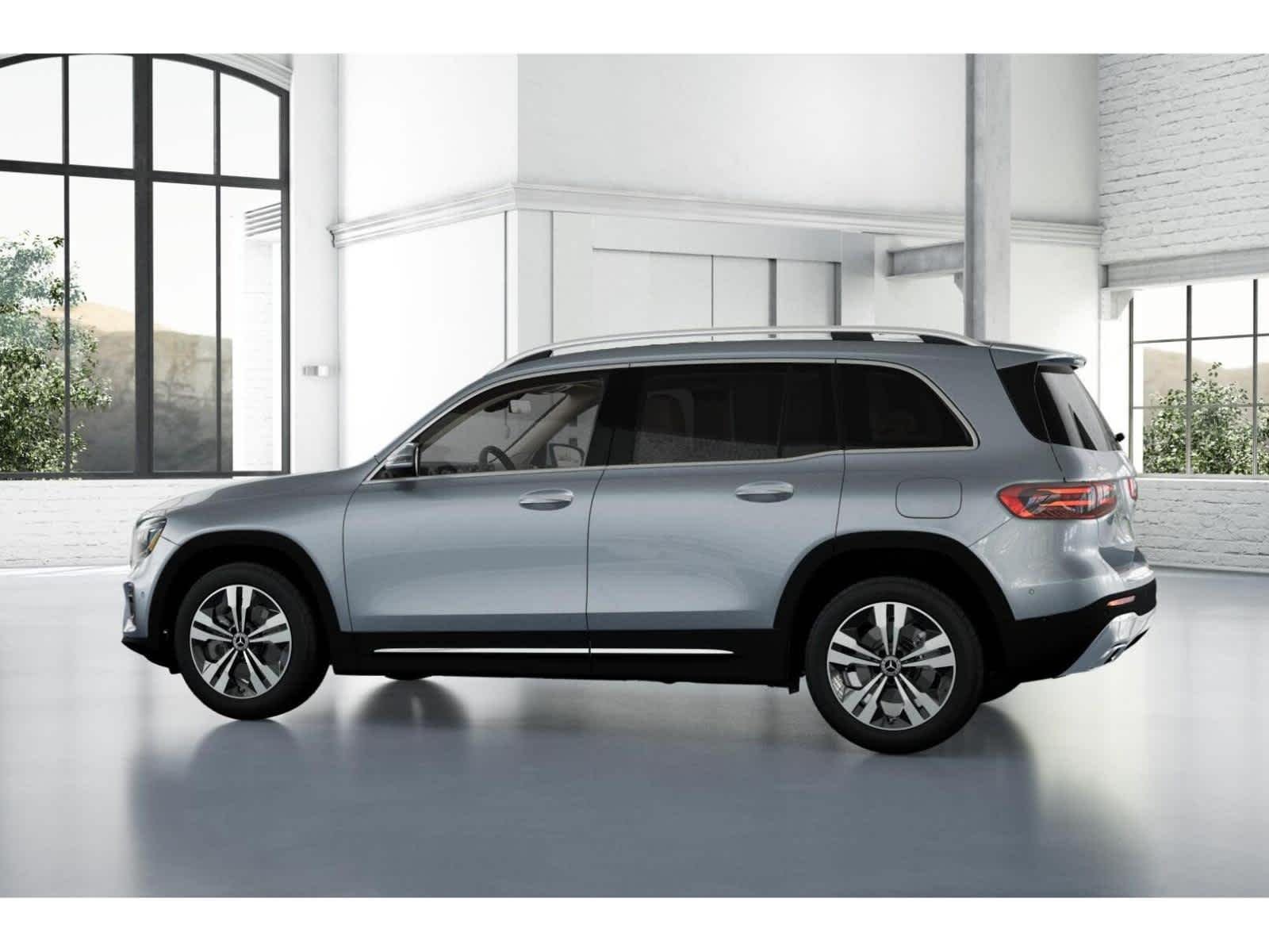 Used 2026 Cirrus Silver Metallic Mercedes-Benz GLB 250 image 31