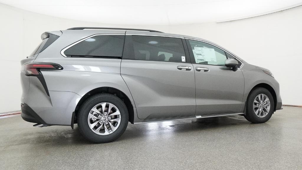 New 2026 Heavy Metal Toyota XLE image 14