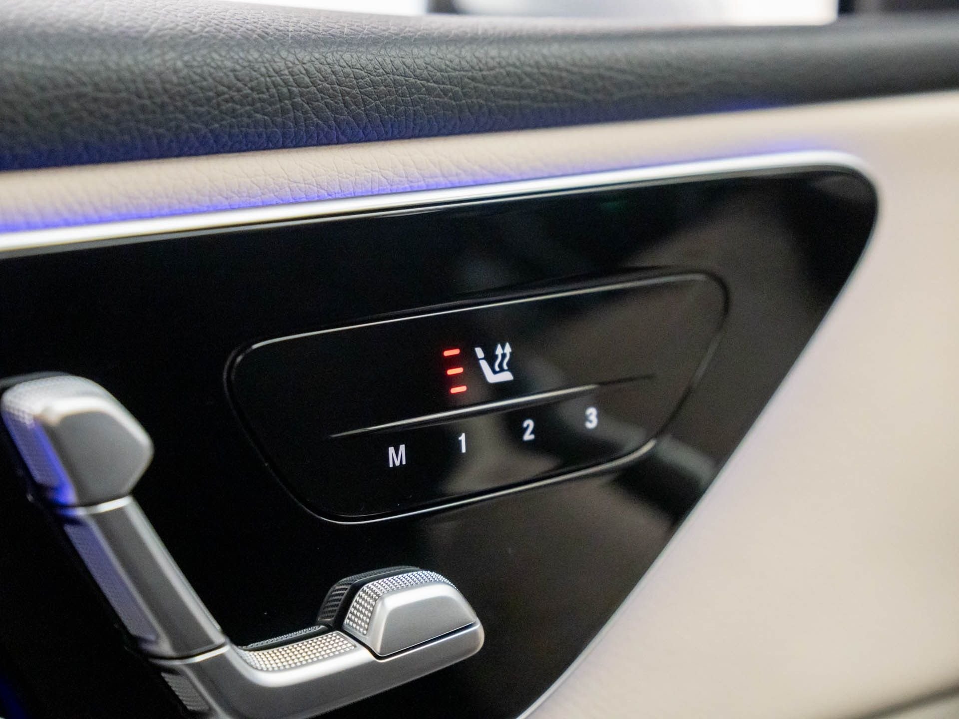 New 2026 Silver Mercedes-Benz GLC 300 image 19