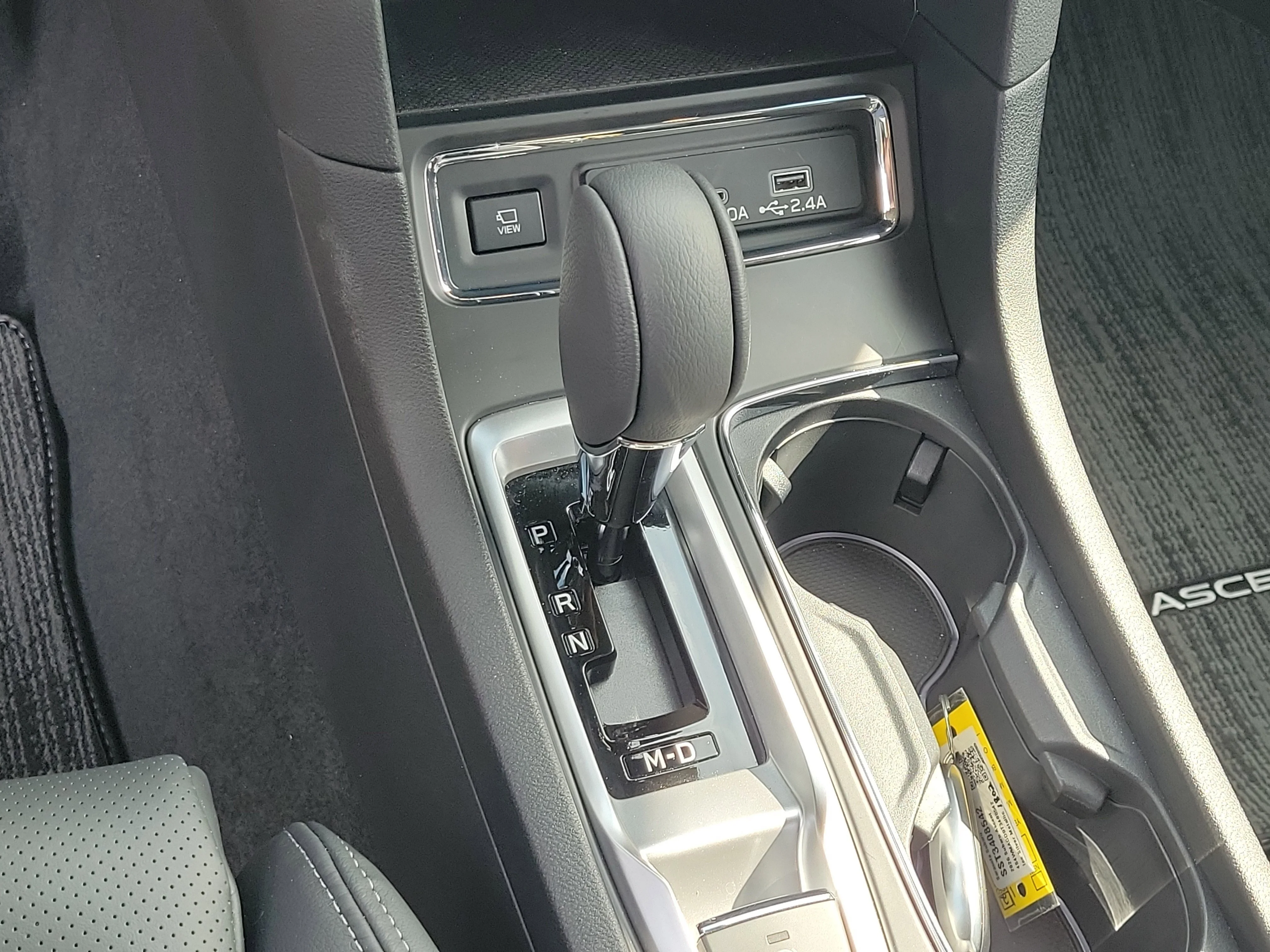 Used 2026 Ice Silver Metallic Subaru Limited image 28