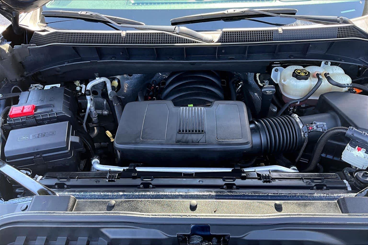Used 2019 Northsky Blue Metallic Chevrolet LTZ image 31